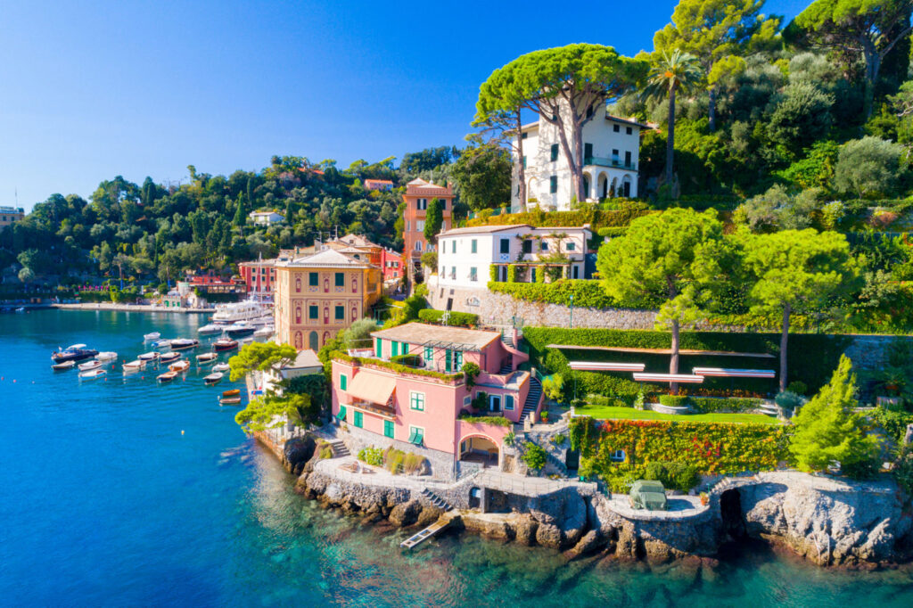 Portofino y su puerto, en la costa italiana