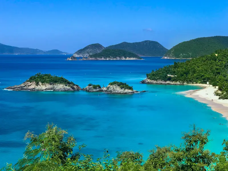 Bahía y cayos de Saint John, en las Islas Vírgenes