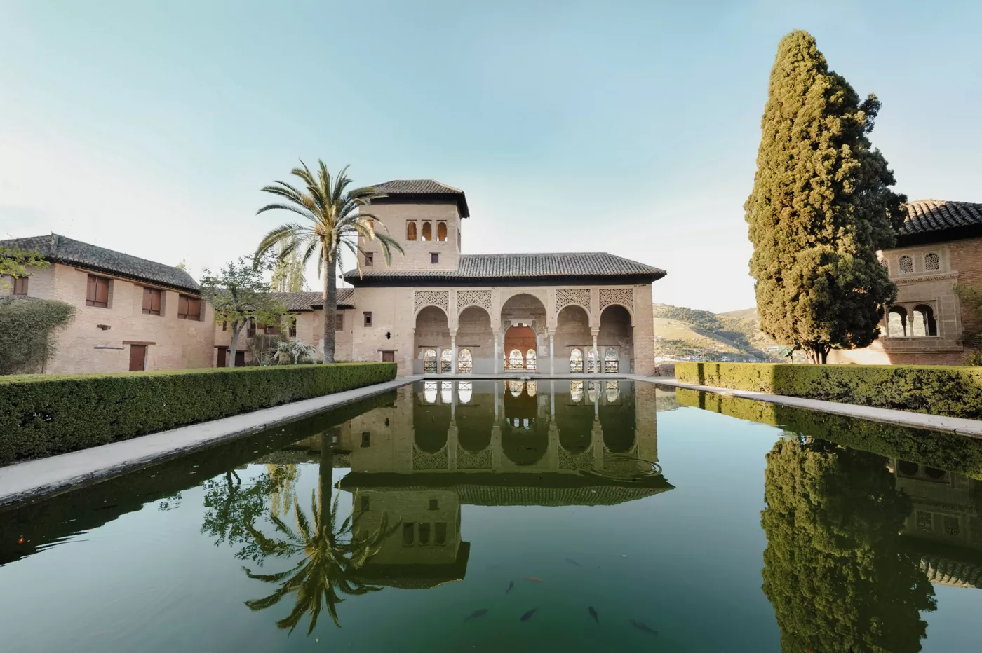 Explora Journeys · Málaga, Cerdeña y Sicilia